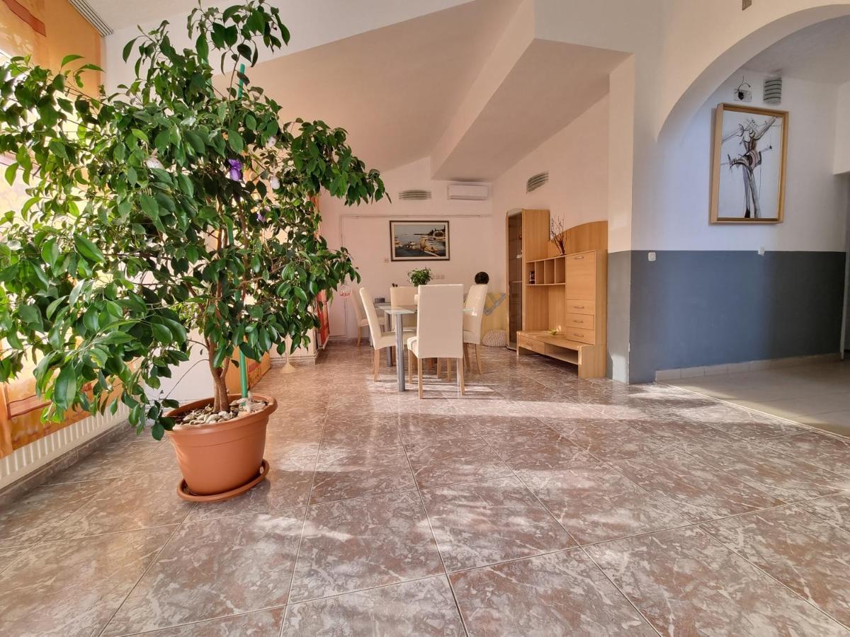 Rooms Slavica Okrug Gornji Exteriér fotografie