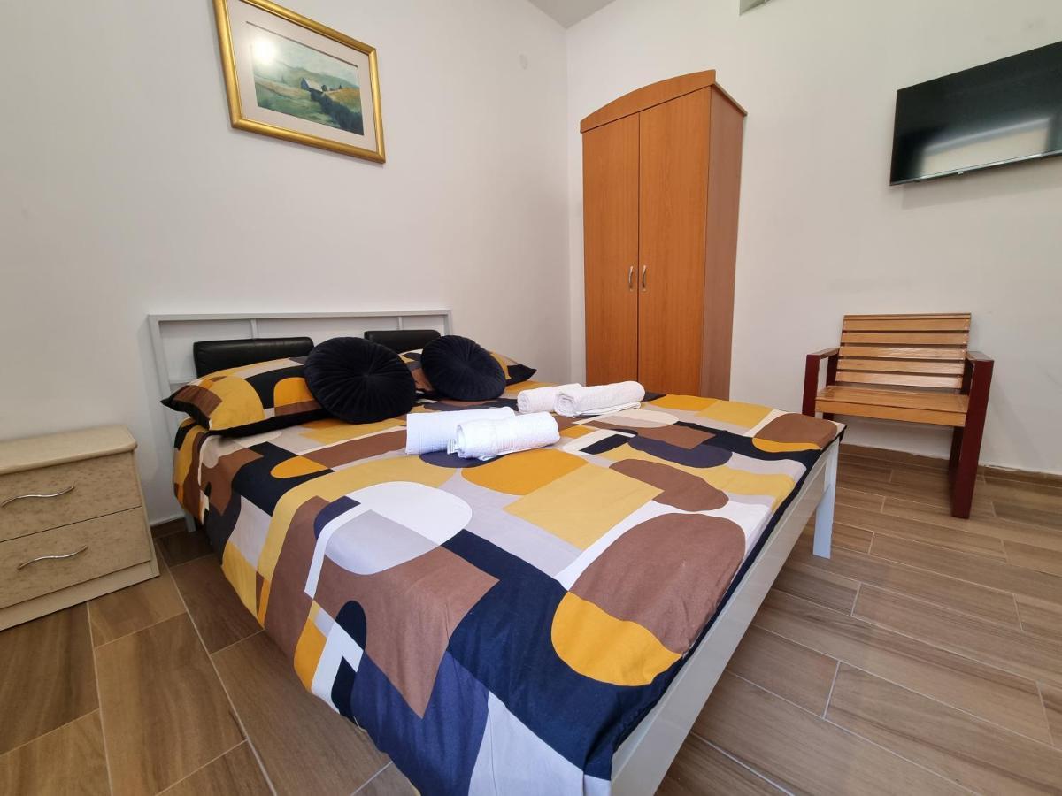Rooms Slavica Okrug Gornji Exteriér fotografie