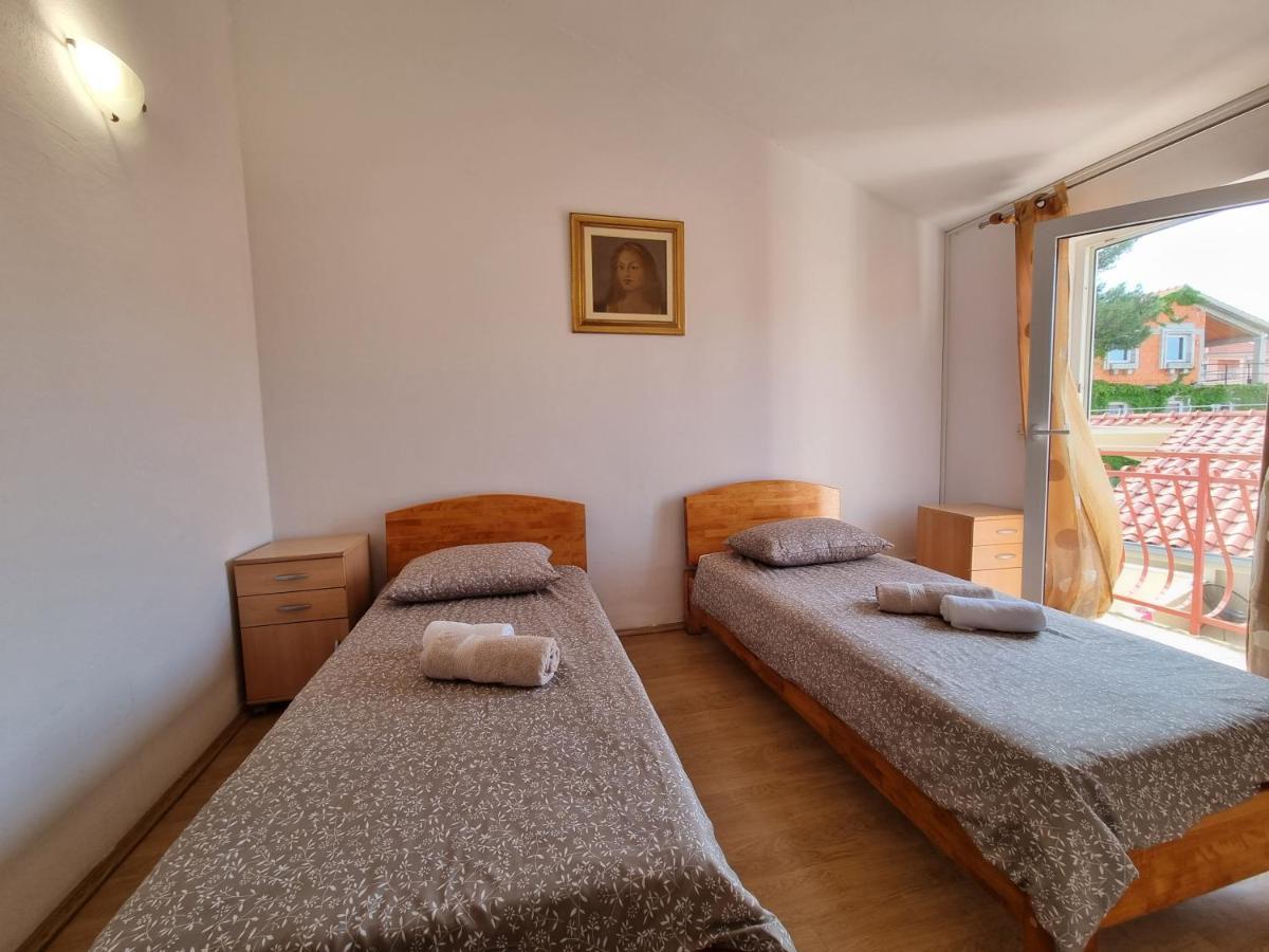 Rooms Slavica Okrug Gornji Exteriér fotografie