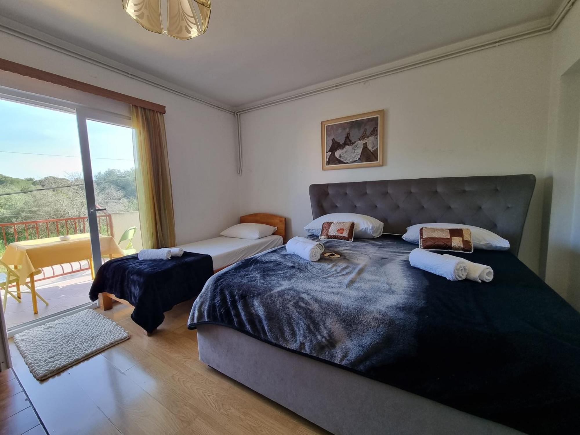 Rooms Slavica Okrug Gornji Pokoj fotografie